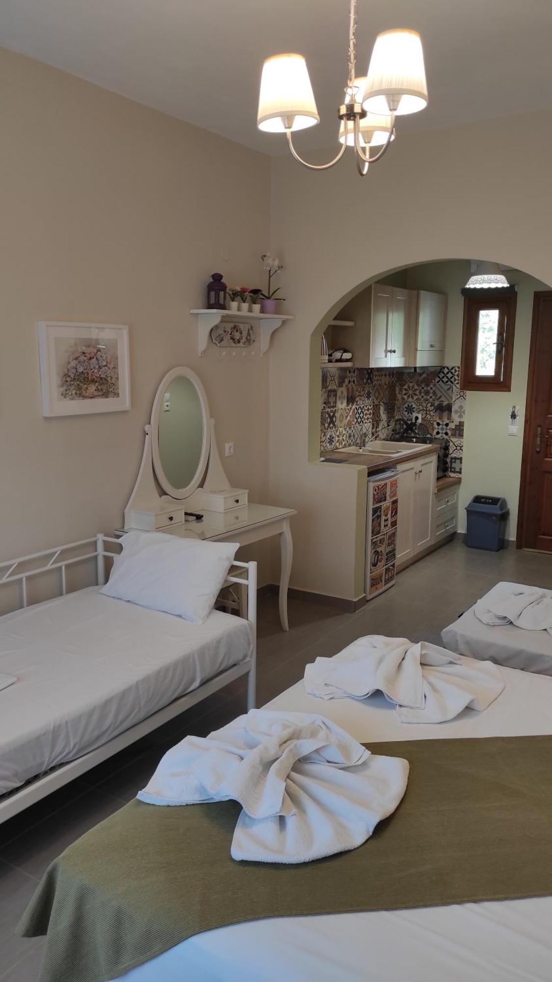 Kallisti Seaside Studios Skopelos Agnontas Exterior photo