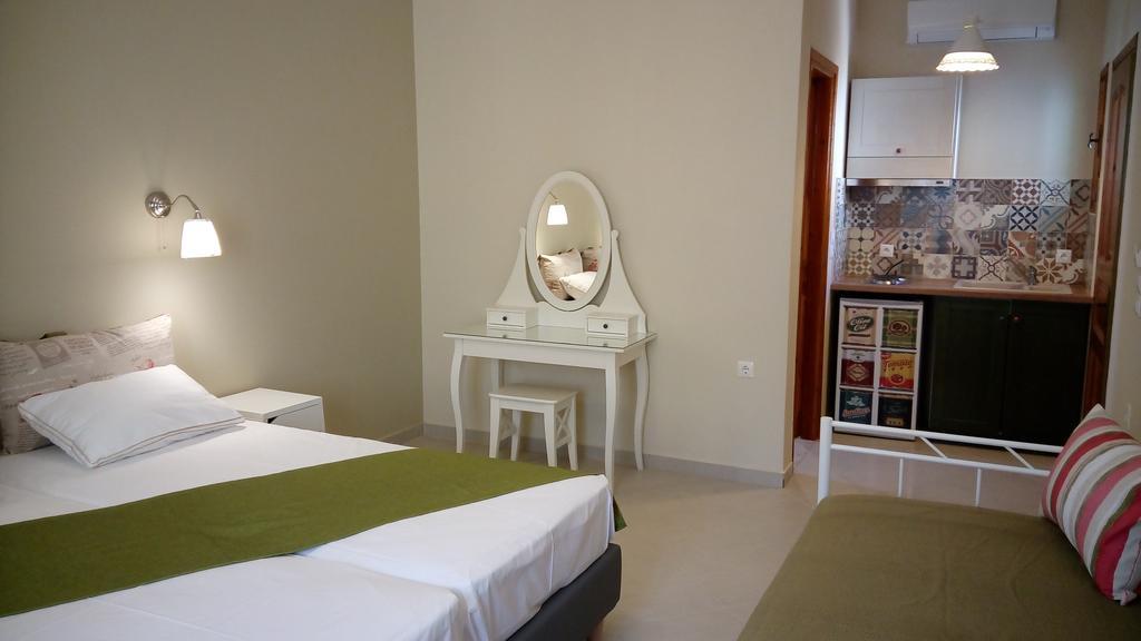 Kallisti Seaside Studios Skopelos Agnontas Exterior photo