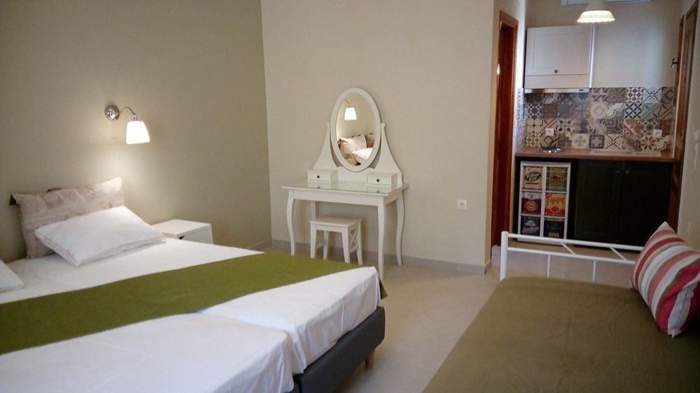 Kallisti Seaside Studios Skopelos Agnontas Exterior photo