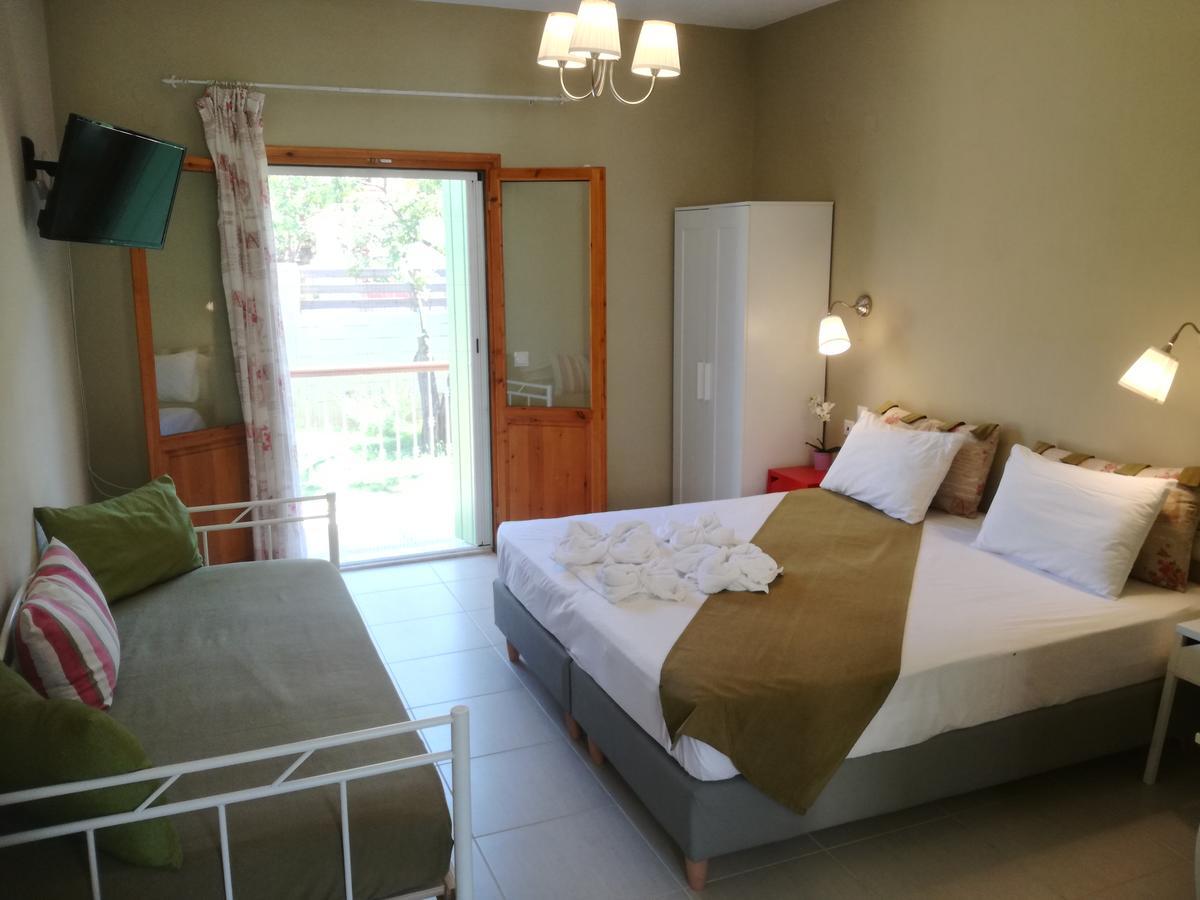 Kallisti Seaside Studios Skopelos Agnontas Exterior photo